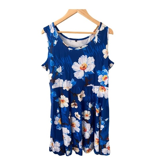 Women's Plus Size Sleeveless Floral Cinched Waist Sundress NWOT Size 2XL - Picture 1 of 8